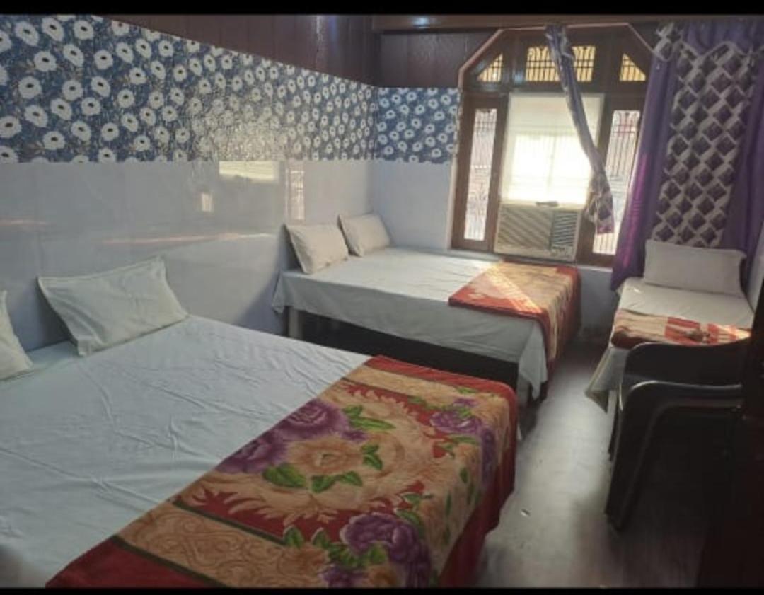 Kashi Annapurna Guest House Варанаси Номер фото